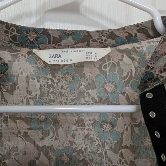 Zara, Medium, Floral Lace Up Peplum‎ Blouse, Long Sleeve, Bohemian, Sheer - Picture 2 of 6